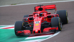 Ferrari rebaja la euforia de Verstappen con la primera l&iacute;nea de M&eacute;xico