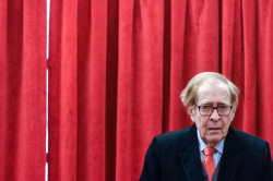 Filtran el discurso de Tamames con citas a la II Rep&uacute;blica "idealizada" y una reforma electoral contra independentistas