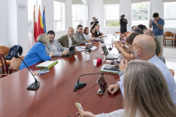 Finaliza sin acuerdo la reunión para la mejora salarial de los docentes