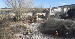 Fomento agilizará los trámites para ampliar el puente nuevo sobre el Híjar y evitar inundaciones