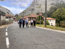 Fomento invierte 136.503 euros en mejorar la CA-260 que une Li&eacute;rganes con San Roque de Riomiera