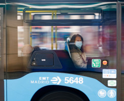 Fuera las mascarillas en los transportes p&uacute;blicos