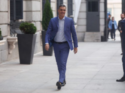 Gamarra acusa al Gobierno de "comprar voluntades" con los PGE mientras S&aacute;nchez presume de que protegen a la clase media