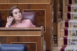 Gamarra recuerda los ataques a Ayuso y Botella tras la bronca en el Congreso entre Vox y Montero: "Nadie debe sufrirlos"