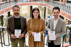 Gema Igual crea una oficina de asesoramiento para el inmigrante 