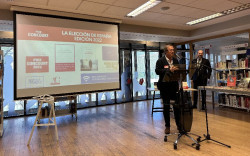 Giuliano da Empoli gana el Premio Goncourt Elecci&oacute;n de Espa&ntilde;a 2022 con `El mago del Kremlin`, un estudio del poder ruso