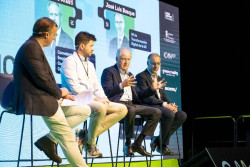 Gobierno, UC y sector tecnol&oacute;gico analizan en el C-Meet el "potencial" del Campus Altamira
