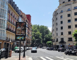 Gran parte de Espa&ntilde;a estar&aacute; hoy en aviso por altas temperaturas, con alertas en 34 provincias y m&aacute;ximas de hasta 42&ordm;C