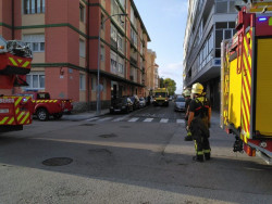 Herida una ni&ntilde;a de 10 a&ntilde;os tras caer desde el tercer piso de una vivienda de Laredo