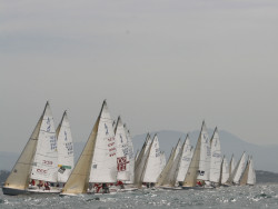 Hoy comienza el VIII campeonato de España de J80 en aguas del Abra del Sardinero con 37 barcos