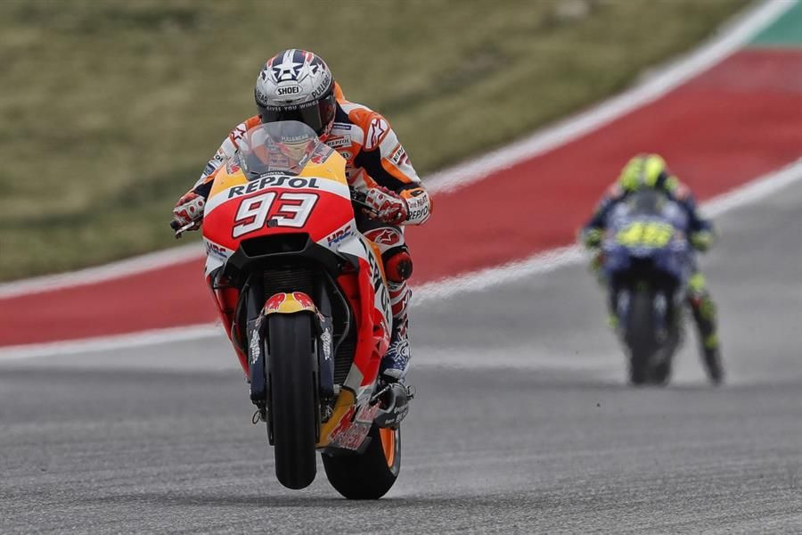 Iannone desafía al territorio Márquez y Jorge Martín domina en Moto3