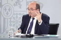Iceta ve "disparatado" pedir disculpas por el gesto del Rey ante la espada de Bolivar: Es una pol&eacute;mica veraniega
