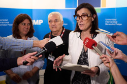 Igual, confundida con la resolución administrativa, no descarta suspender el proyecto del aparcamiento de superficie  del Sardinero