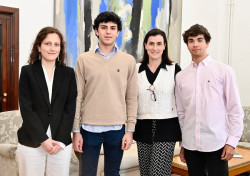 Igual felicita a Miguel Ramos Hidalgo y Juan Salas Ceballos, del colegio Castroverde, y Ainhoa Miñambres del Villar, de Las  estudiantes santanderinos que han obtenido tres de las 50 becas Europa 2023