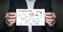 Industria ayuda con 100.000 euros a la UC para continuar el programa C&aacute;tedra de Innovaci&oacute;n