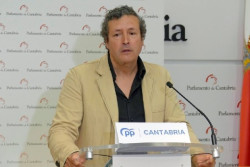 I&ntilde;igo Fernandez senador por ell PP de Cantabria ve "un desprop&oacute;sito" que S&aacute;nchez negocie con ERC el modelo de financiaci&oacute;n auton&oacute;mica