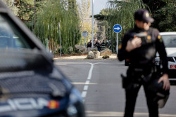 Interior confirma que el sobre detectado en la Embajada de Ucrania en Madrid conten&iacute;a un ojo de animal aplastado