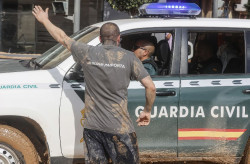 Interior eleva a 371 los detenidos por pillajes tras la DANA y a 2.600 los veh&iacute;culos retirados de carreteras