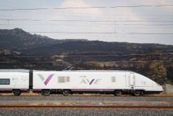 Interrumpida la circulaci&oacute;n de la alta velocidad entre Madrid y Barcelona por un incendio en Guadalajara
