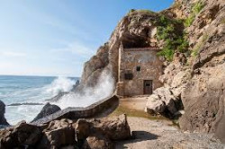 Inversiones millonarias en ermitas olvidadas