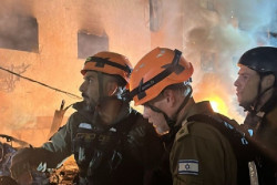 Ir&aacute;n anuncia el lanzamiento de la tercera y cuarta oleadas de ataque contra Israel y bases de EEUU