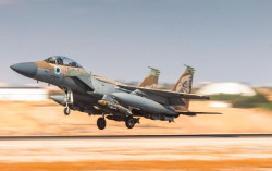 Israel bombardea un complejo petroqu&iacute;mico en el suroeste de Ir&aacute;n