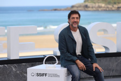 Javier Bardem, al recibir el Premio Donostia: "Este galard&oacute;n es la guinda a un pastel que es demasiado"