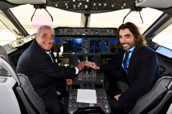 Javier Hidalgo comunica que est&aacute; en EEUU y que no ha recibido citaciones del Senado para comparecer