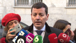 Jos&eacute; Luis Bayo, militante del PPCV, anuncia su candidatura para disputar a Feij&oacute;o la Presidencia del PP