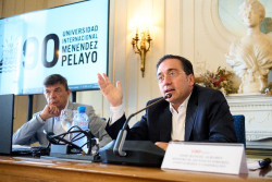  José Manuel Albares, viene a Santander a pasar el día con la justificación de  la UIMP