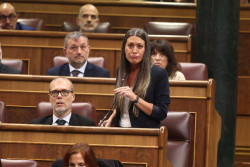 Junts (Puigdemont) avisa a S&aacute;nchez que toca hablar de "la hora del cambio": "La gente est&aacute; hasta las narices"
