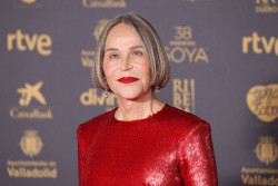 La actriz Antonia San Juan anuncia que tiene cáncer y se alejará de los escenarios para su tratamiento