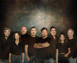 La adaptación teatral de la película `Los lunes al sol` llega este fin de semana al Palacio de Festivales