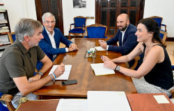 La alcaldesa se compromete con los constructores a agilizar la tramitación de licencias.¿?