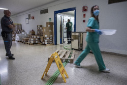  La asistencia sanitaria es "normal" en Cantabria y espera recuperar "rápido" cirugías y pruebas suspendidas
