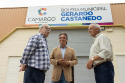 La bolera de Maliaño llevará el nombre de Gerardo Castanedo, presidente de la Peña Bolística de Camargo