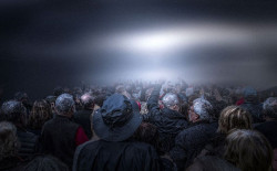 La Casona de Reinosa acoge la muestra fotográfica `Los Ojos de la Experiencia` de UNATE