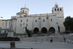  La Catedral de Santander acoge esta tarde un funeral por el Papa Francisco
