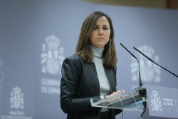 La comunista Belarra, actuando de presidente de Espa&ntilde;a,formula una propuesta de paz para Ucrania y pide que se de traslado a los contendientes