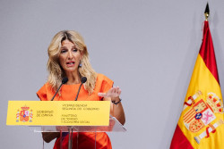 La comunista D&iacute;az con su fariseismo acreditado dice que no quiere &aacute;rabes en  Telef&oacute;nica.