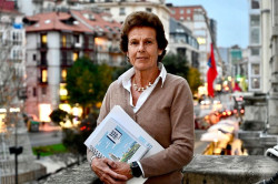 La concejala Pellón reconoce la peligrosidad de las celdas de protección del centro de transformación eléctrica pero se arreglarán