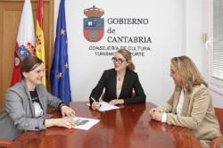 La consejera Eva Fernandez colaborara en la transformaci&oacute;n del Molino de Torrentero de Cay&oacute;n en centro cultural