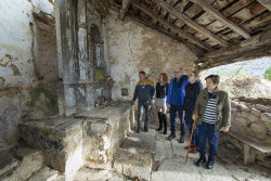 La consejera Eva Fernandez dice que se  rehabilitara la ermita de San Juan de Socueva en esta legislatura
