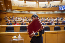 La Constituci&oacute;n de 1978 se prepara para superar la de C&aacute;novas y convertirse en la m&aacute;s duradera de la Historia