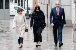 La ex de &Aacute;balos le desvincula del piso de Plaza de Espa&ntilde;a y de su contrataci&oacute;n en empresas p&uacute;blicas