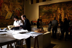 La Galería de las Colecciones Reales rota algunas piezas y exhibe a partir de mañana el manuscrito `El Beato de Liébana`