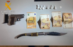 La Guardia Civil detiene a dos peligrosos delincuentes en Torrelavega