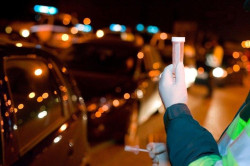 La Guardia Civilse une al puente y realizar&aacute; m&aacute;s de 2.000 pruebas de alcohol 