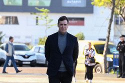 La juez env&iacute;a a juicio al hermano de Pedro S&aacute;nchez y al presidente de la Diputaci&oacute;n de Badajoz