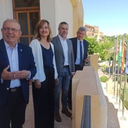 La ministra Alegr&iacute;a, intenta parar a Ayuso  llam&aacute;ndola "ignorante porque rechaza la Ley Cela&aacute; del adoctrinamiento en las aulas